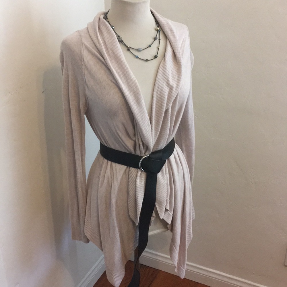 ⭐️LAST CALL- DONATING⭐️ Cozy H&M Cardigan